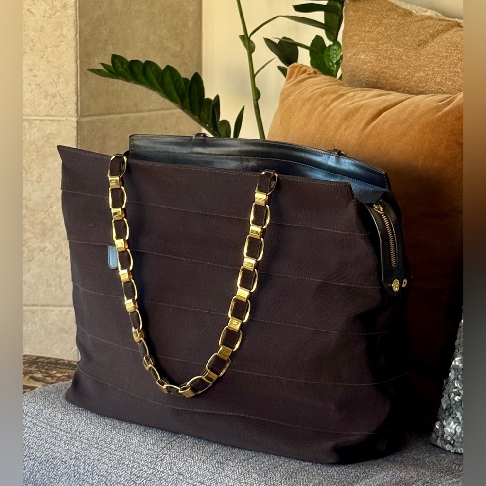 Salvatore Ferragamo Vintage Brown Tote with Gold Chain-Link Straps - Picture 4 of 16